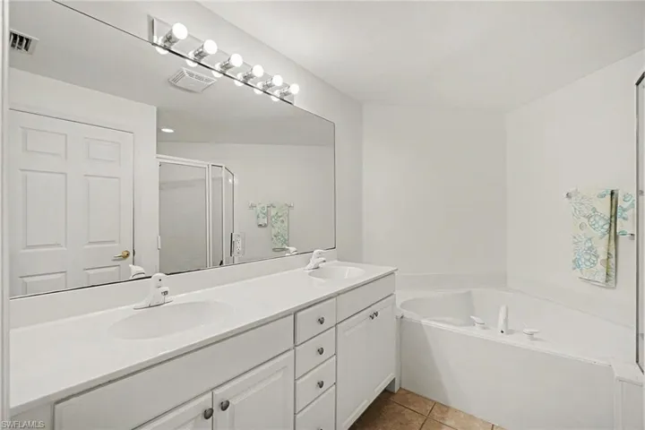 10025 Sky View Way 1107, Fort Myers, Florida 33913