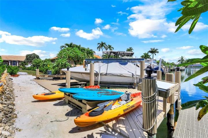 Floating Dock