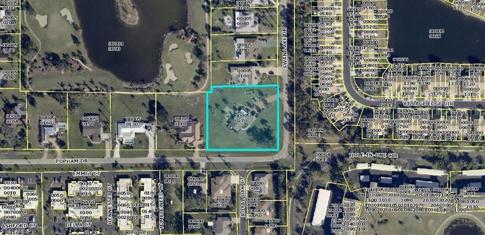 HUGE LOT with NO Deed Restrictions