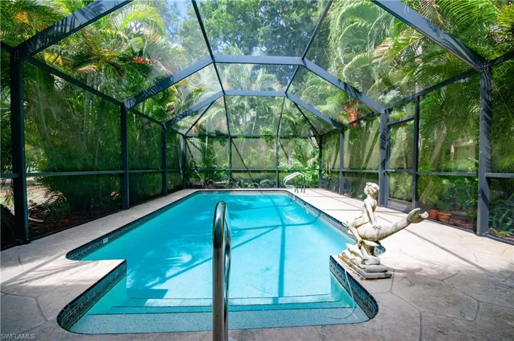 5875  Hidden Oaks  LN, Naples, FL 34119