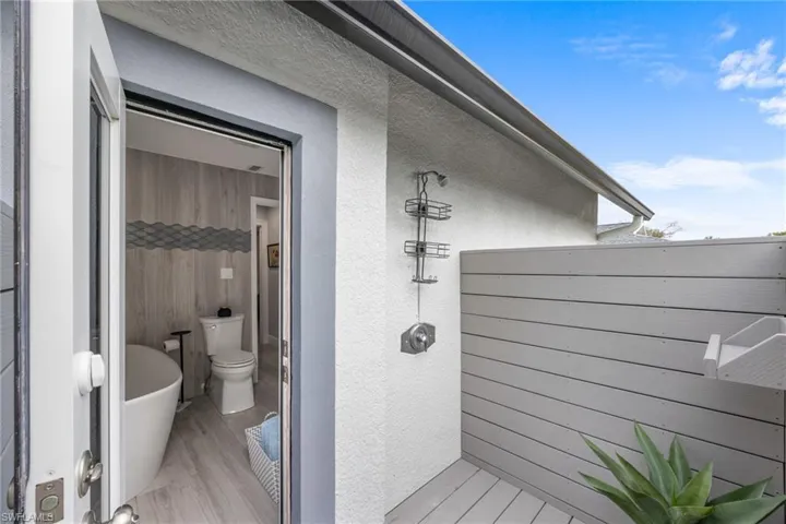 Guest Bath - Outdoor Shower!