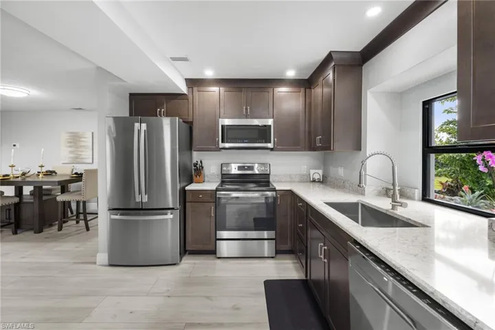 12991 Iona Rd, Fort Myers, Florida 33908