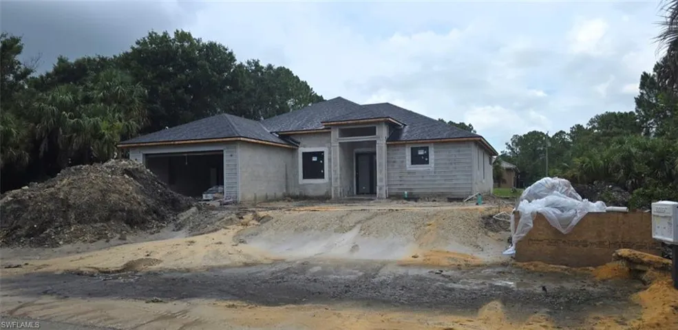 187 Victoria Ave S, Lehigh Acres, Florida 33974