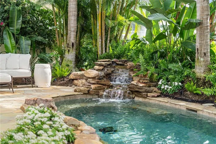 248 Point Salerno, Naples, Florida 34108