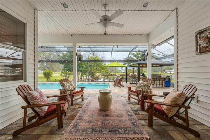 Screened-in Lanai