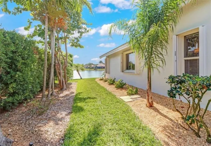 11312 Longshore Way W, Naples, Florida 34119