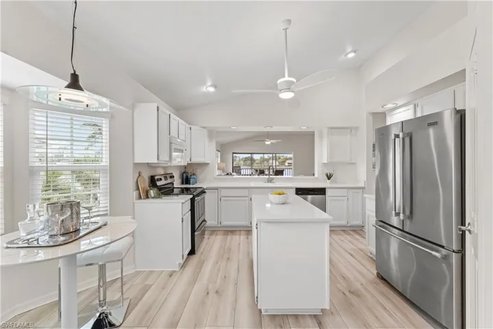 2839  Aintree  LN, Naples, FL 34112