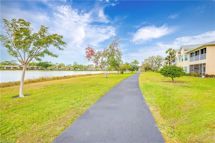 2839  Aintree  LN, Naples, FL 34112