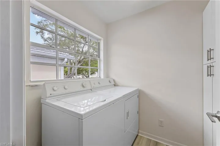 2839  Aintree  LN, Naples, FL 34112