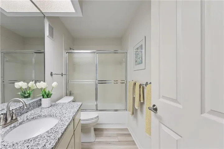2839  Aintree  LN, Naples, FL 34112