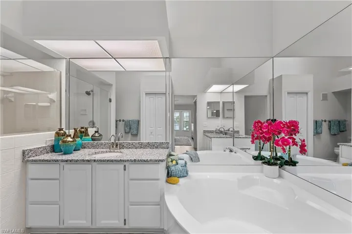 2839  Aintree  LN, Naples, FL 34112