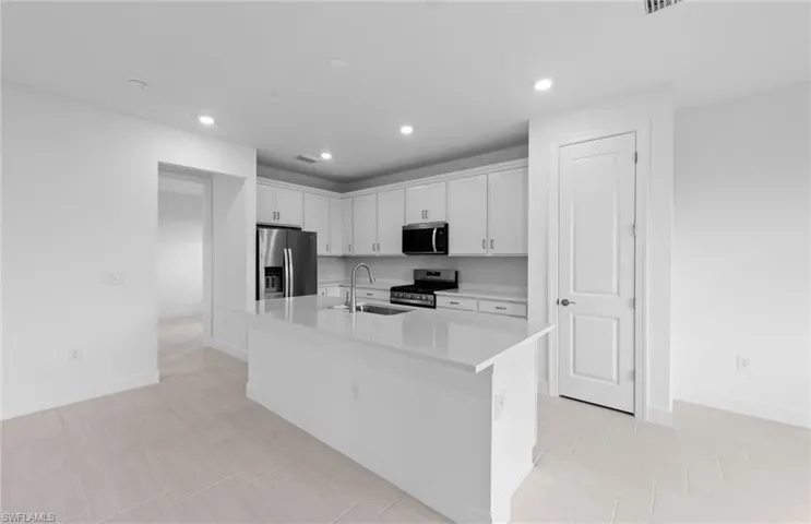 1863  Sierra  CT, Naples, FL 34120
