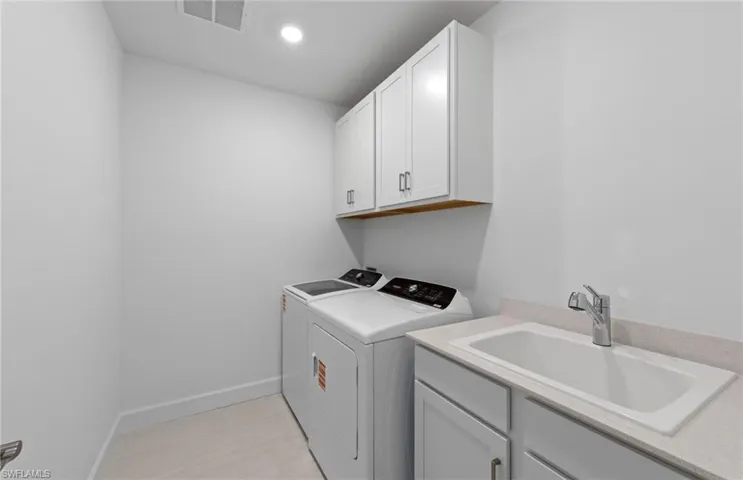 1863  Sierra  CT, Naples, FL 34120