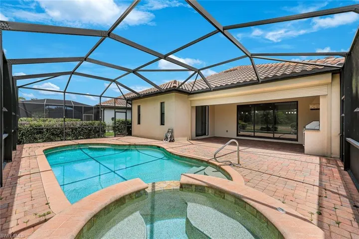 12643 Kinross Ln, Naples, Florida 34120