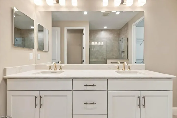 2626 Seychelles Cir 1405, Naples, Florida 34112