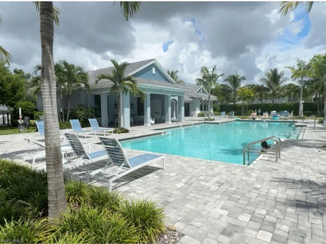 2626 Seychelles Cir 1405, Naples, Florida 34112