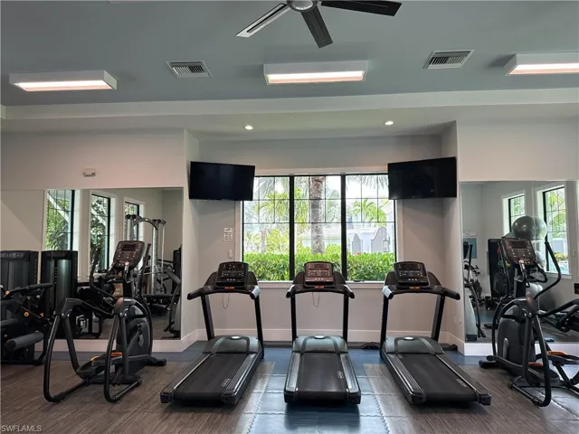 2626 Seychelles Cir 1405, Naples, Florida 34112