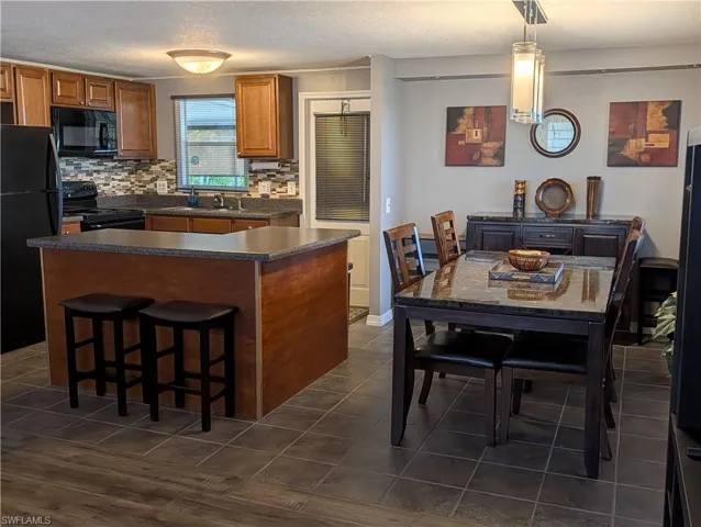 3165 Mercury Ln, North Fort Myers, Florida 33903