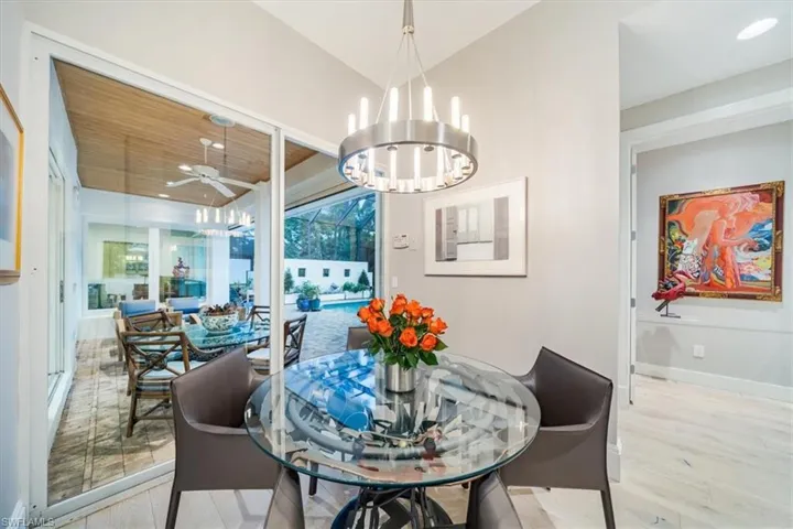 Breakfast nook