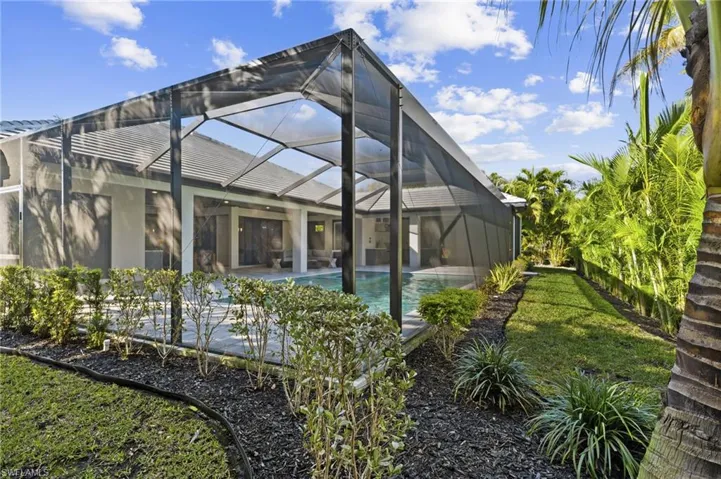 5513 Merlyn Ln, Cape Coral, Florida 33914