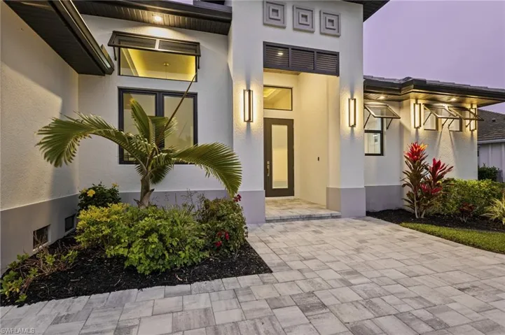 5513 Merlyn Ln, Cape Coral, Florida 33914