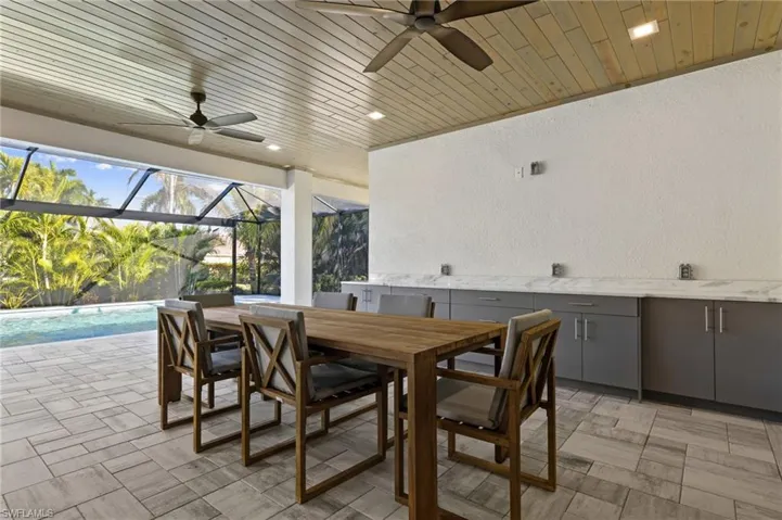5513 Merlyn Ln, Cape Coral, Florida 33914