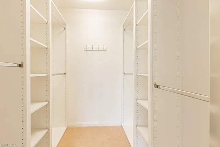 Walk in closet