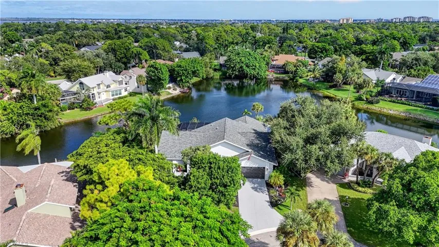 15960 Muirfield Ct, Fort Myers, Florida 33908