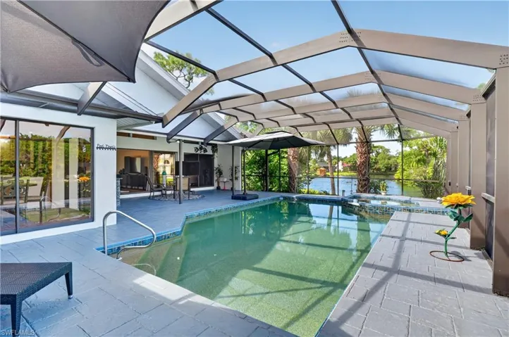 15960 Muirfield Ct, Fort Myers, Florida 33908