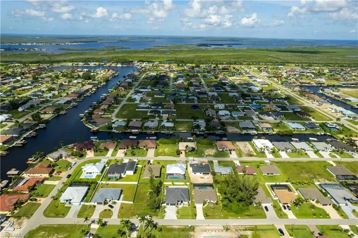 Cape Coral in SOUTHWEST FLORIDA with its extensive canal system, accessibility to beautiful beaches and a range of outdoor activities!