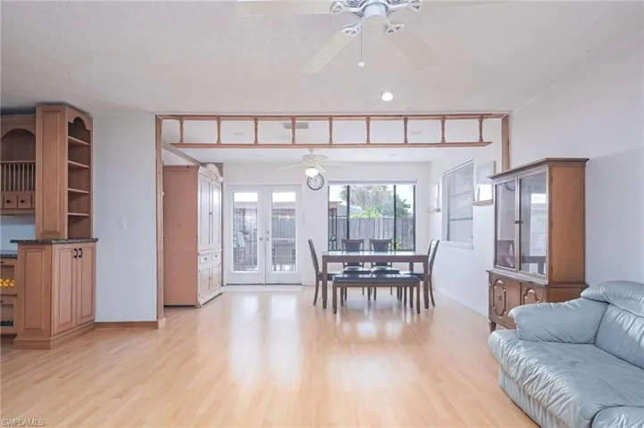 1332  Granada  BLVD, Naples, FL 34103