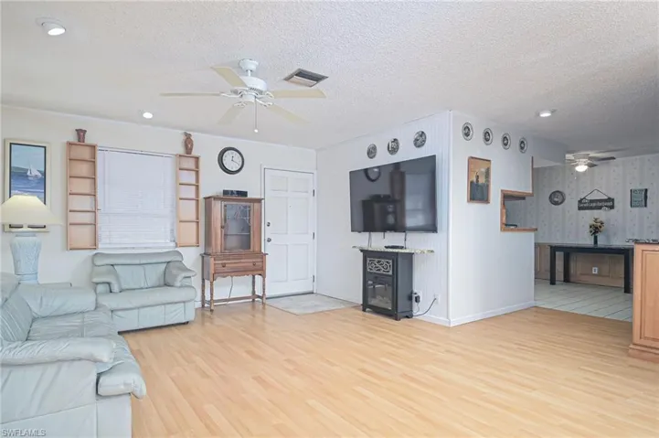 1332  Granada  BLVD, Naples, FL 34103