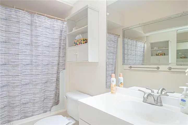 1332  Granada  BLVD, Naples, FL 34103