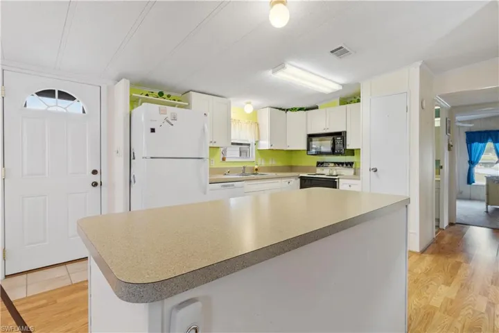10752  Timber Pines  CT, North Fort Myers, FL 33903