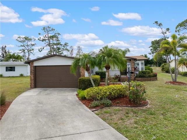 10752  Timber Pines  CT, North Fort Myers, FL 33903