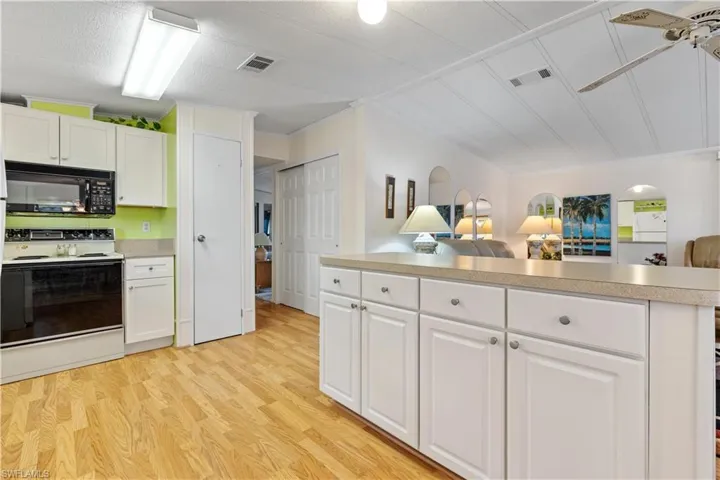 10752  Timber Pines  CT, North Fort Myers, FL 33903