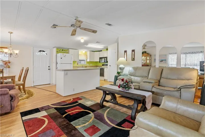 10752  Timber Pines  CT, North Fort Myers, FL 33903