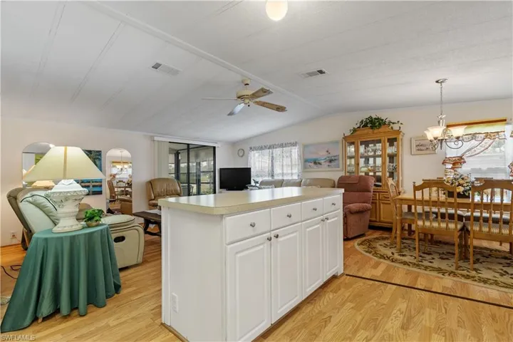 10752  Timber Pines  CT, North Fort Myers, FL 33903