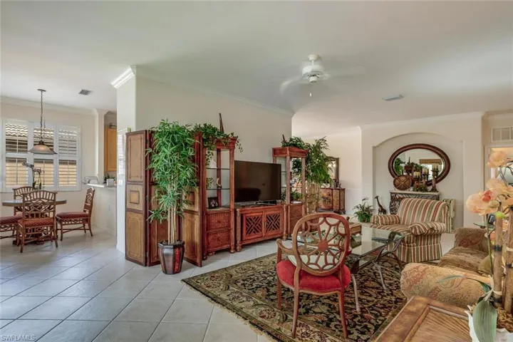 3904  Forest Glen  BLVD, Naples, FL 34114