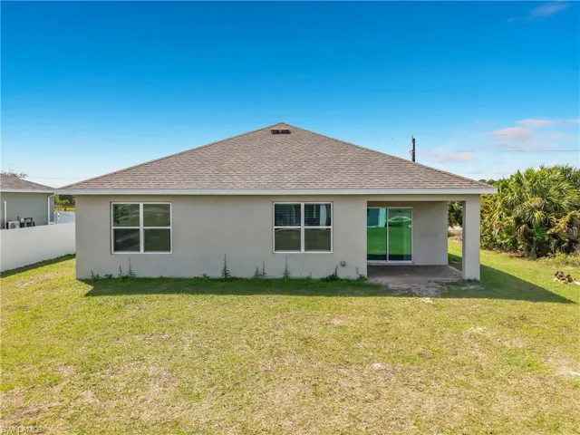 524  Glendale  AVE, Labelle, FL 33935