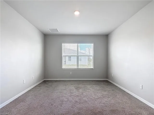 524  Glendale  AVE, Labelle, FL 33935