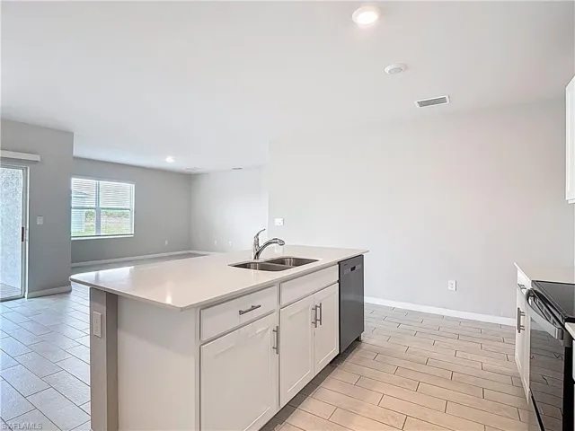 524  Glendale  AVE, Labelle, FL 33935