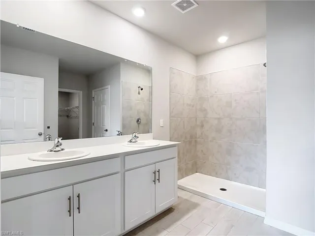 524  Glendale  AVE, Labelle, FL 33935