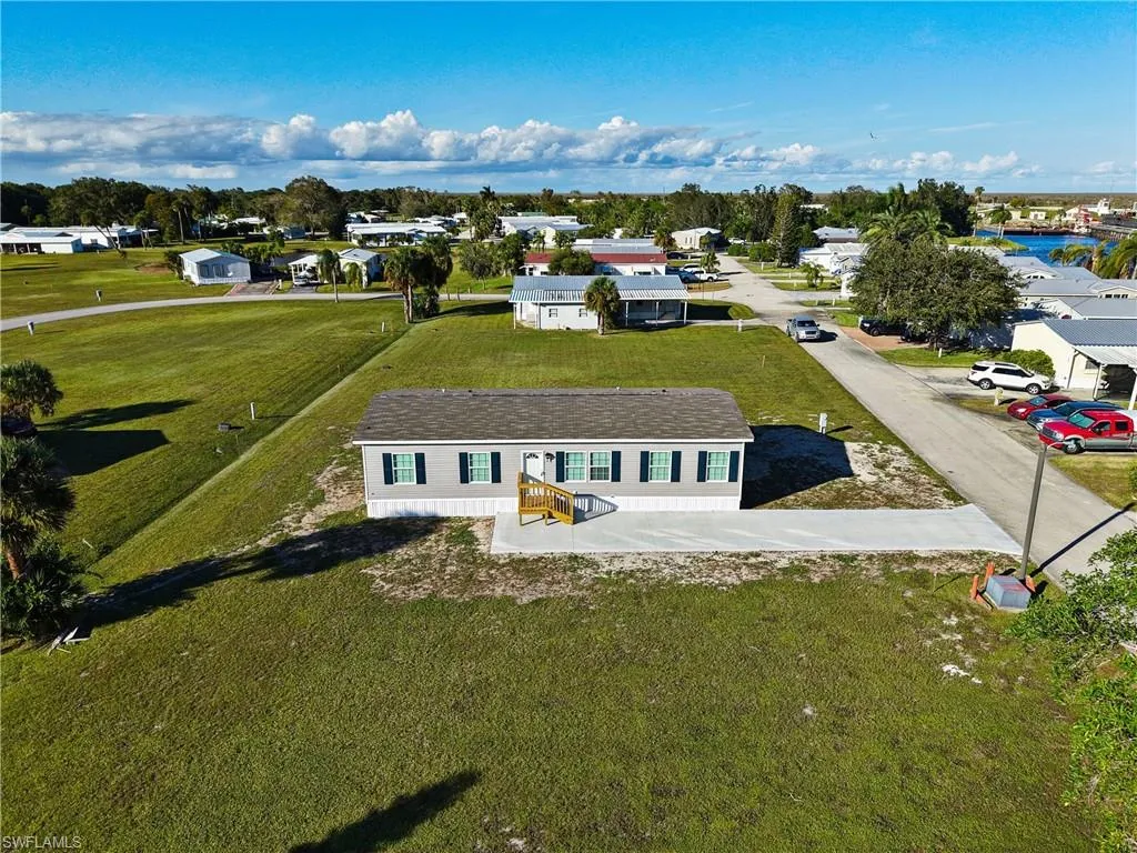 864 Yacht Club WAY, Moore Haven, FL 33471,224088666