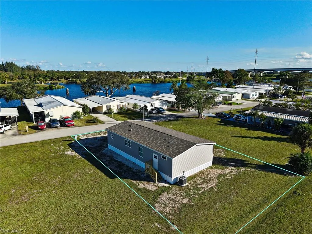 864 Yacht Club WAY, Moore Haven, FL 33471,224088666