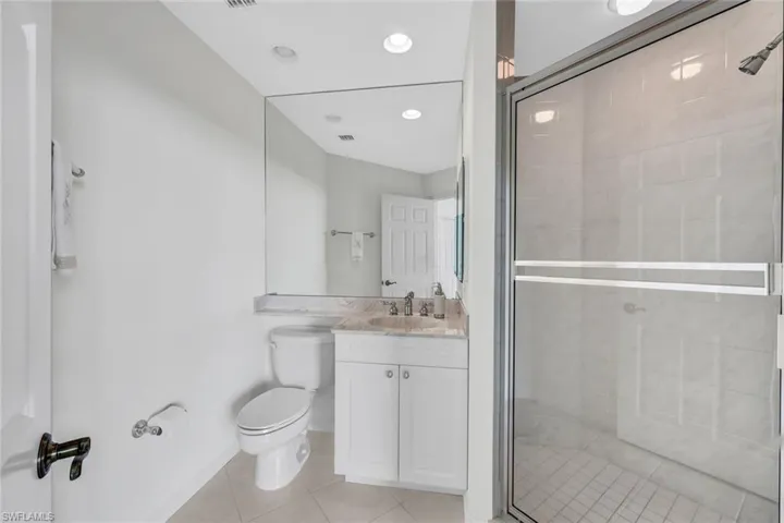 Bedroom 2 Full bath
