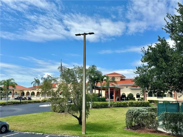 17861  Dracena  CIR, North Fort Myers, FL 33917