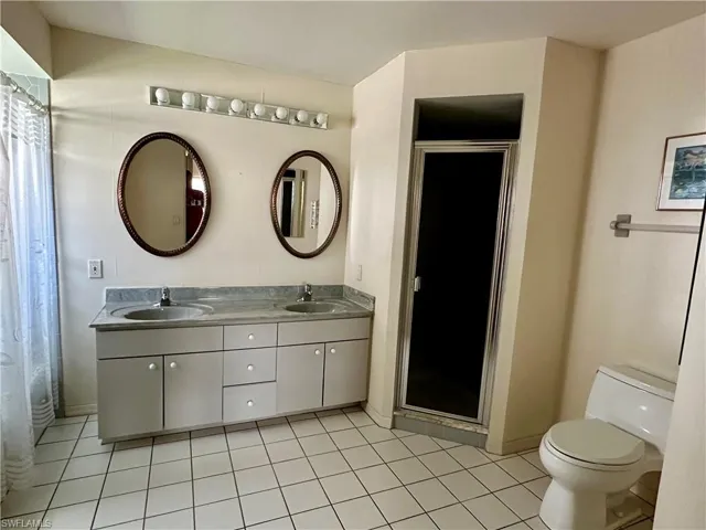 17861  Dracena  CIR, North Fort Myers, FL 33917