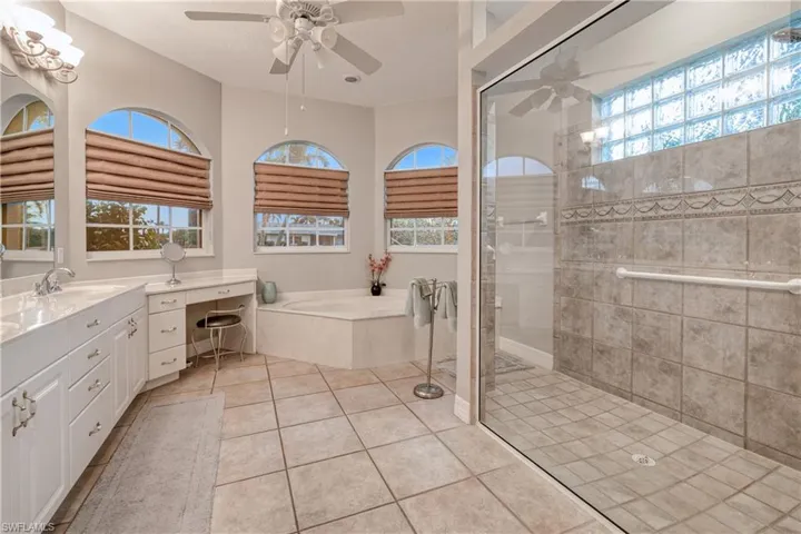 3514 Se 17th Pl, Cape Coral, Florida 33904