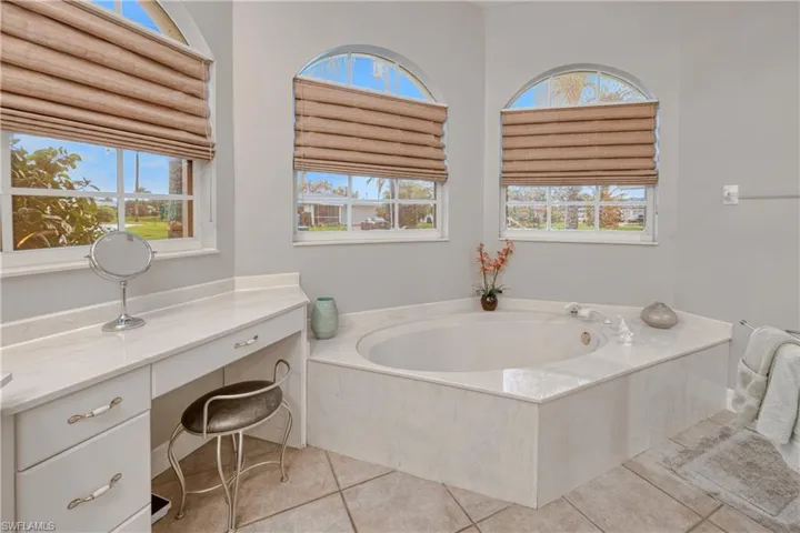 3514 Se 17th Pl, Cape Coral, Florida 33904